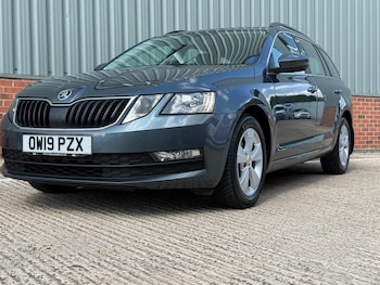 Used Skoda Octavia 2019 for sale - 76728816: Photo