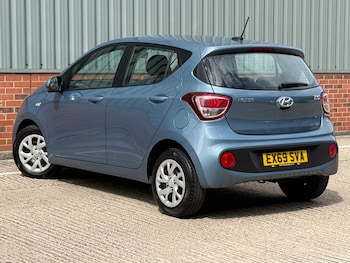 Used Hyundai i10 2019 for sale - 78878787: Photo