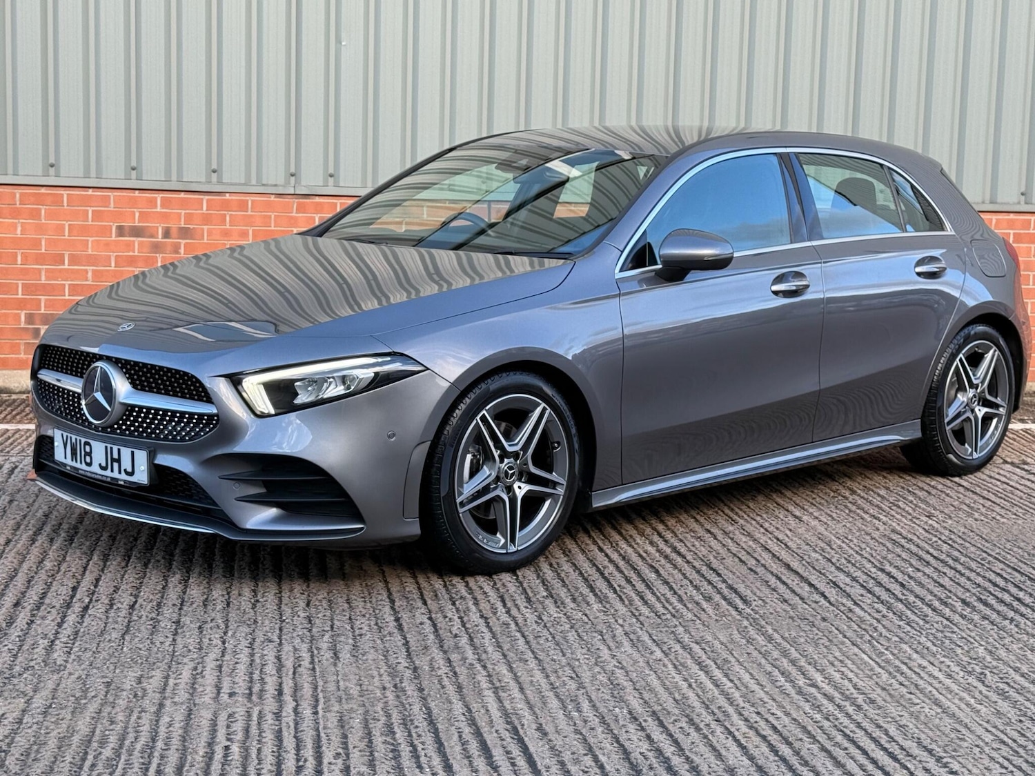 Used Mercedes-Benz A-Class 2018 for sale - 76997635: Photo 10