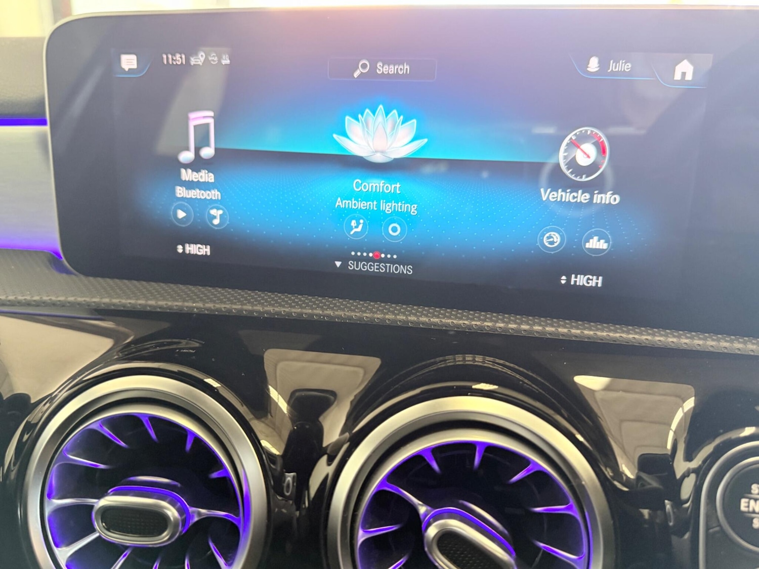 Used Mercedes-Benz A-Class 2018 for sale - 76997635: Photo 32