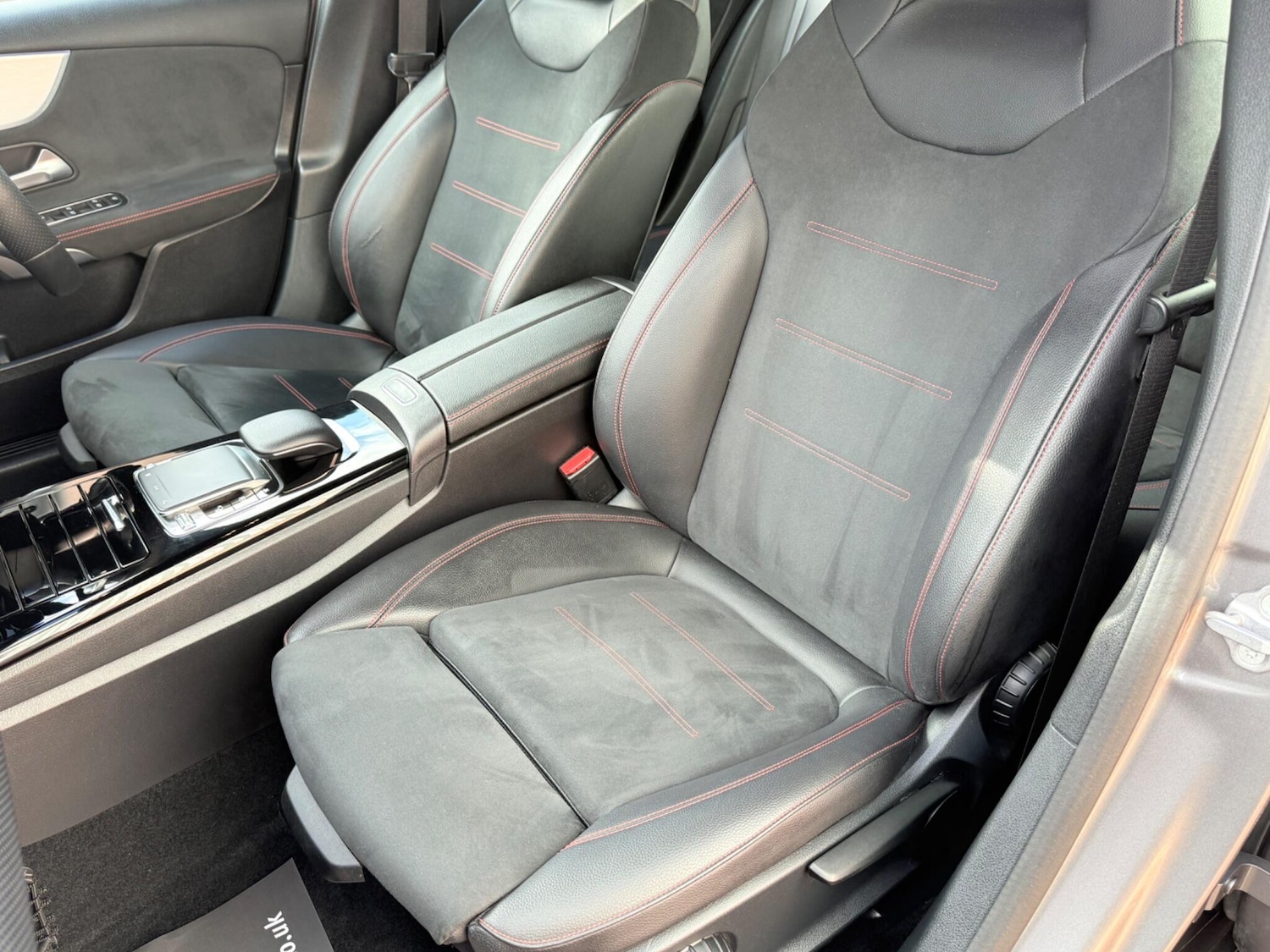 Used Mercedes-Benz A-Class 2018 for sale - 76997635: Photo 40