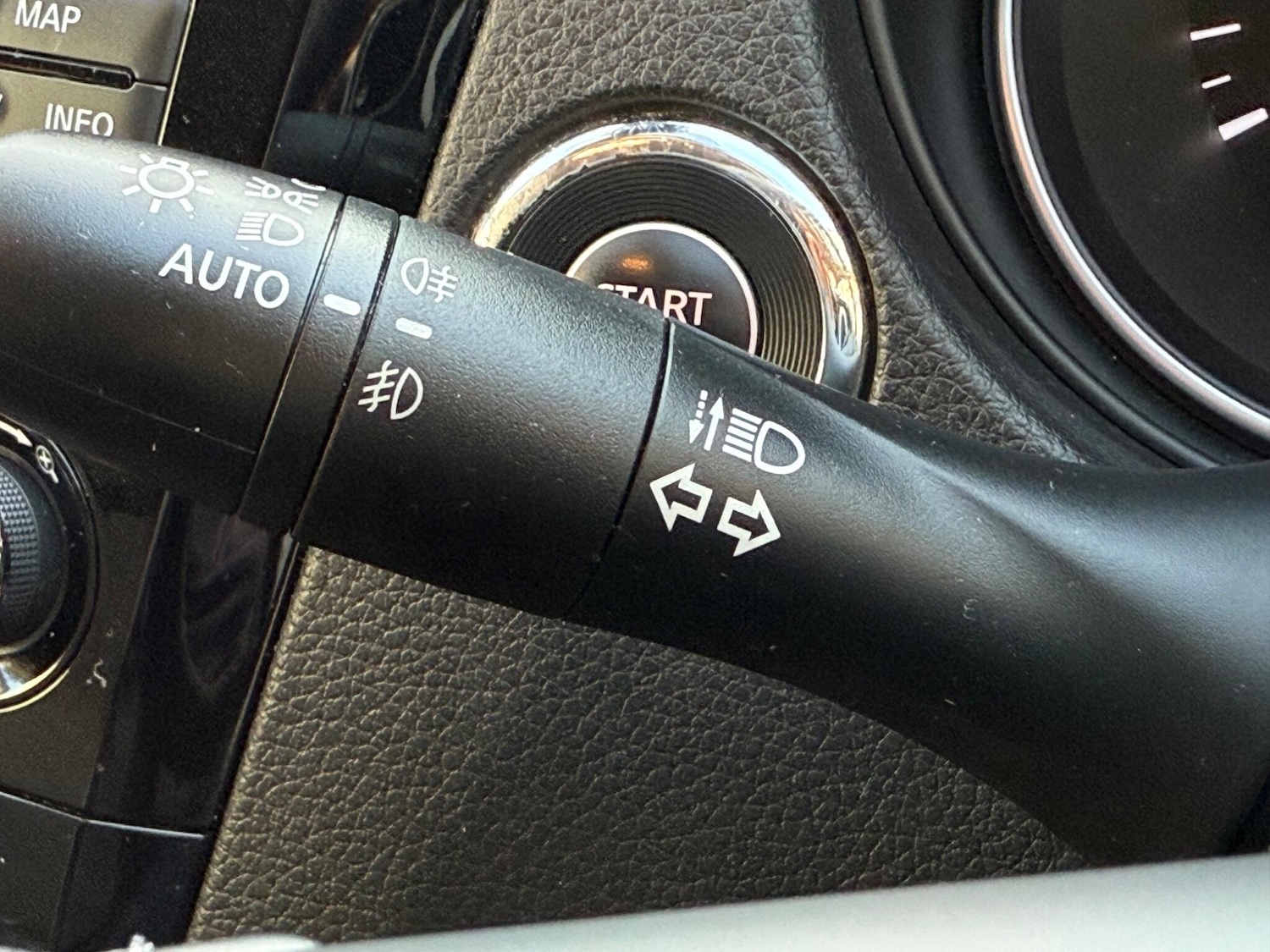 Used Nissan Qashqai 2017 for sale - 76935823: Photo 32