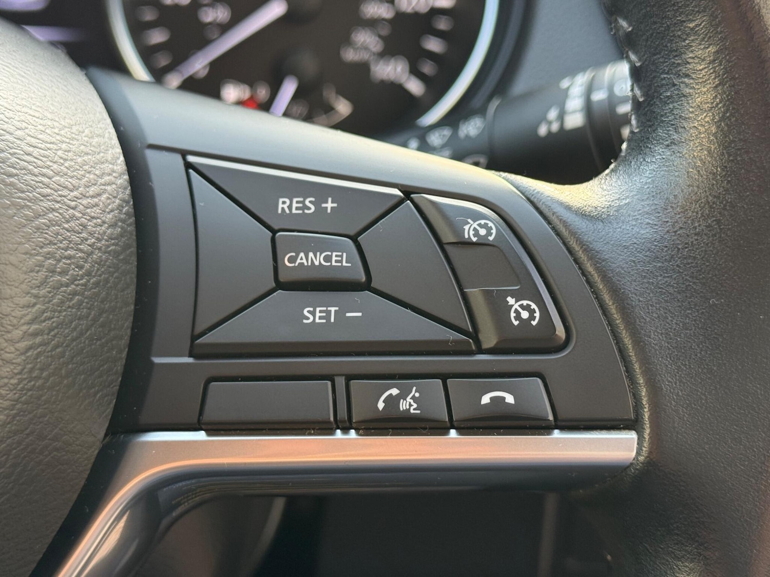 Used Nissan Qashqai 2017 for sale - 76935823: Photo 33