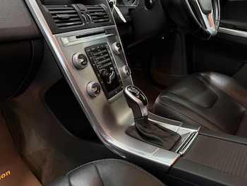 Used Volvo XC60 2016 for sale - 77455912: Photo