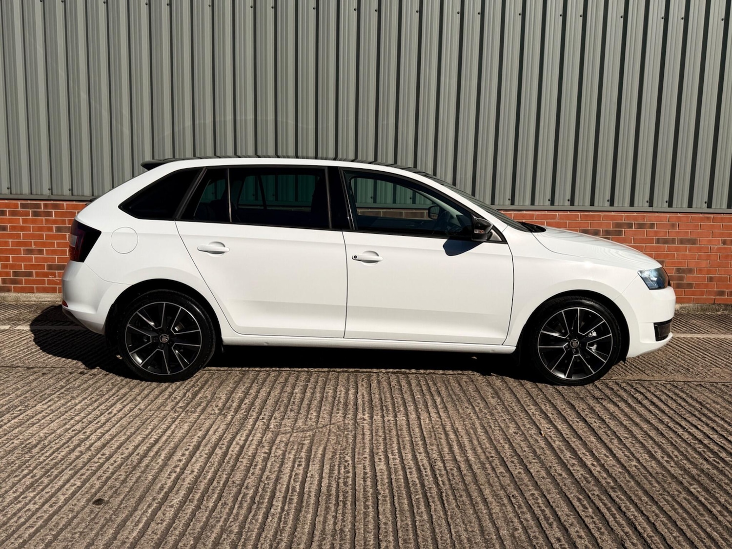 Used Skoda Rapid Spaceback 2017 for sale - 78006852: Photo 15