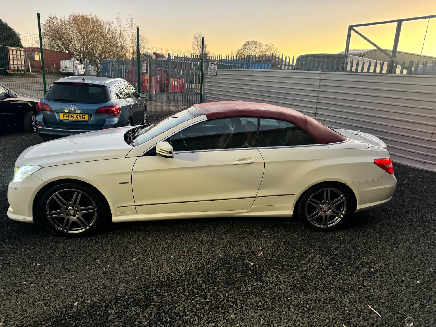 Used Mercedes-Benz E Class 2011 for sale - 76596082: Photo 8