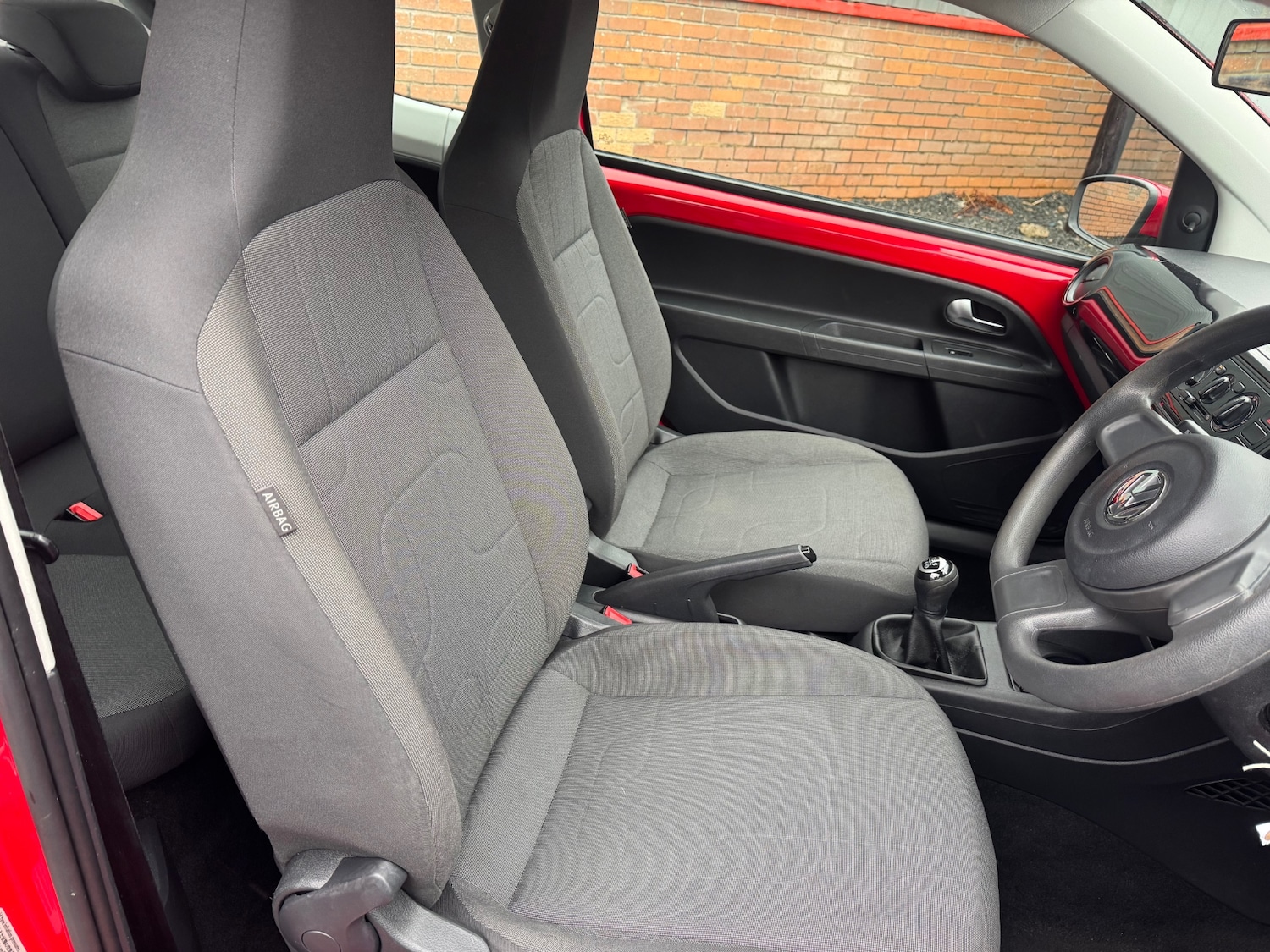 Used Volkswagen up! 2014 for sale - 77678731: Photo 14