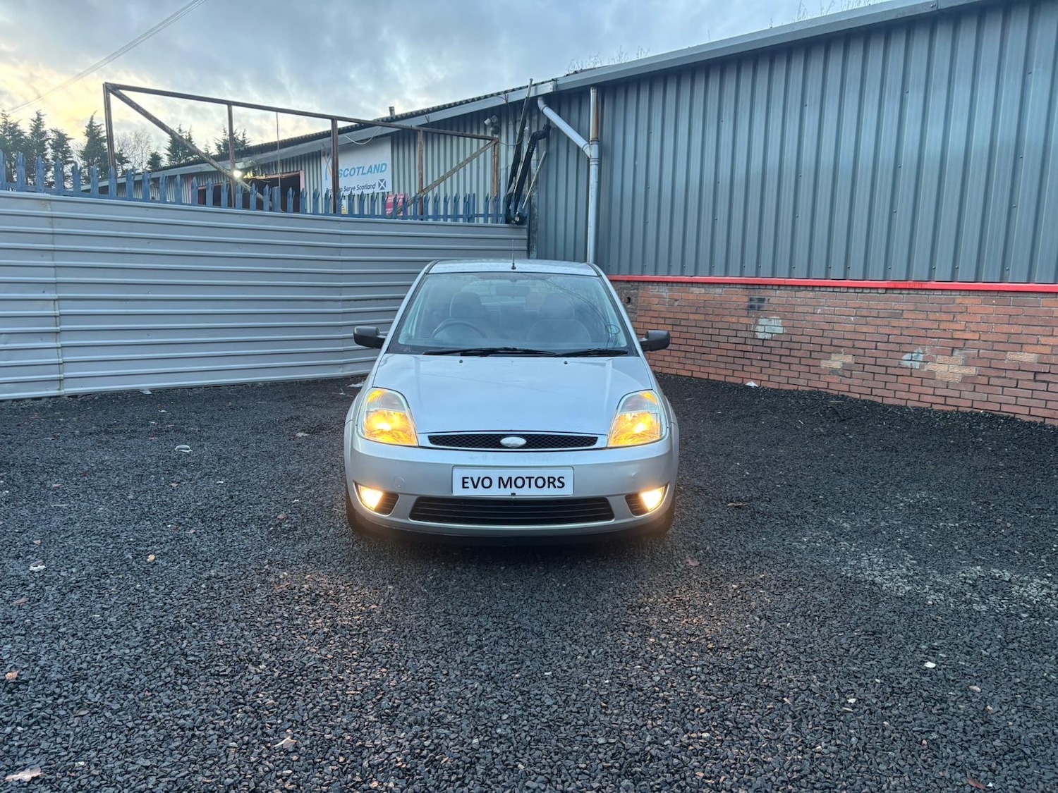 Used Ford Fiesta 2003 for sale - 76864282: Photo 2
