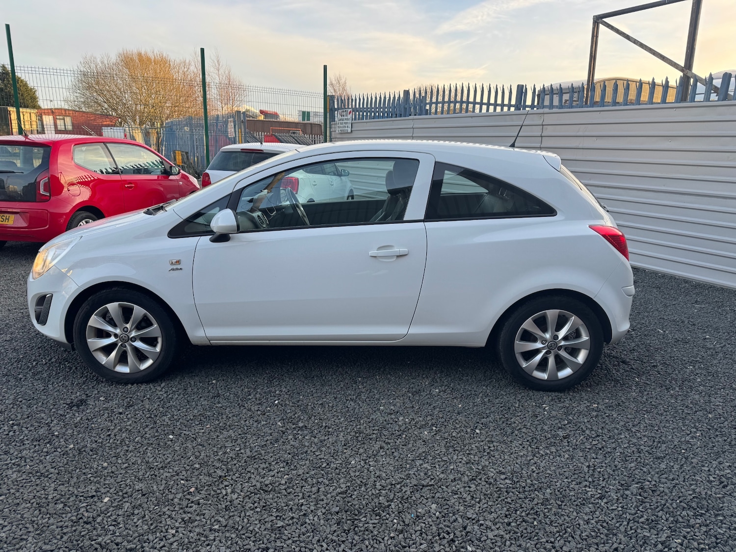 Used Vauxhall Corsa 2012 for sale - 77699039: Photo 8