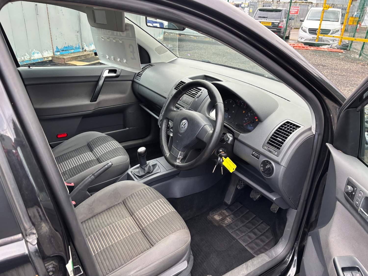 Used Volkswagen Polo 2008 for sale - 76740971: Photo 12