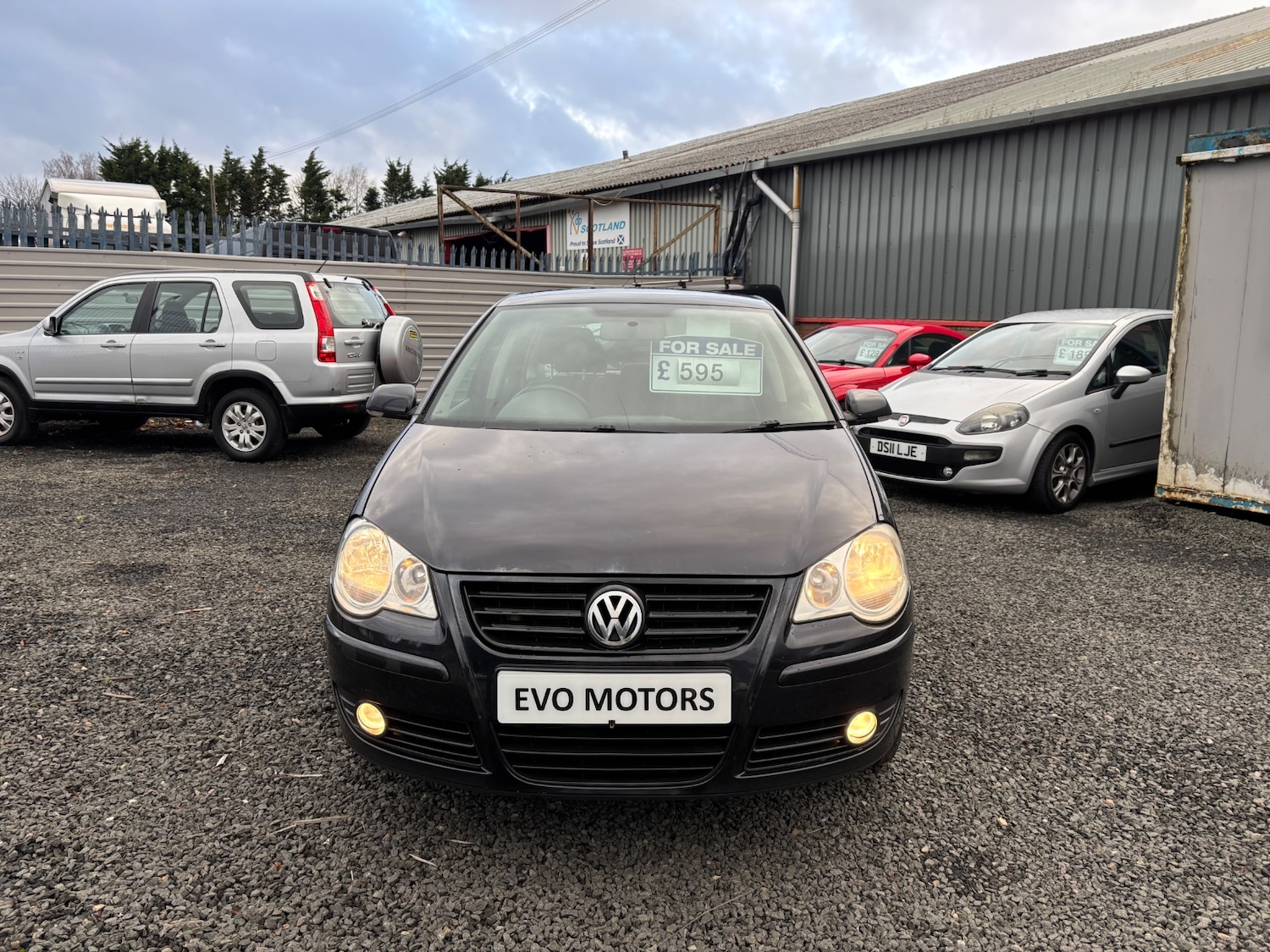 Used Volkswagen Polo 2008 for sale - 76740971: Photo 2