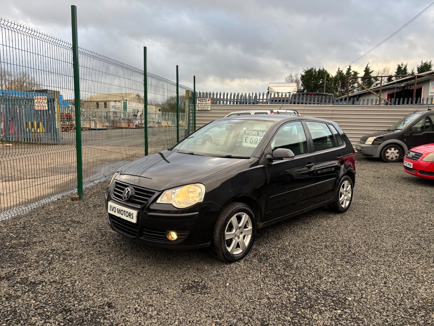 Used Volkswagen Polo 2008 for sale - 76740971: Photo 3