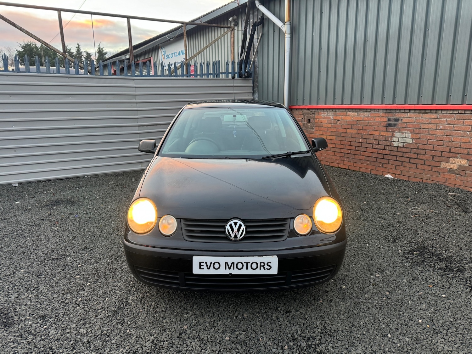 Used Volkswagen Polo 2004 for sale - 76589938: Photo 2