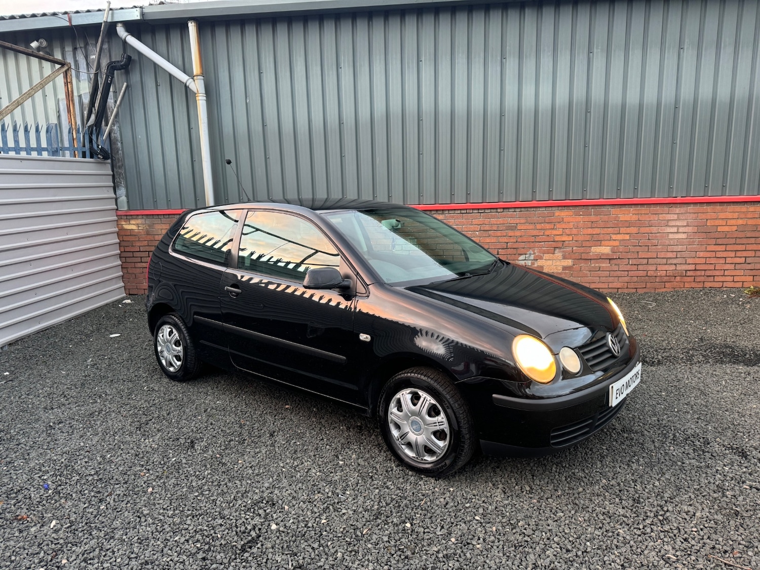 Used Volkswagen Polo 2004 for sale - 76589938: Photo 3