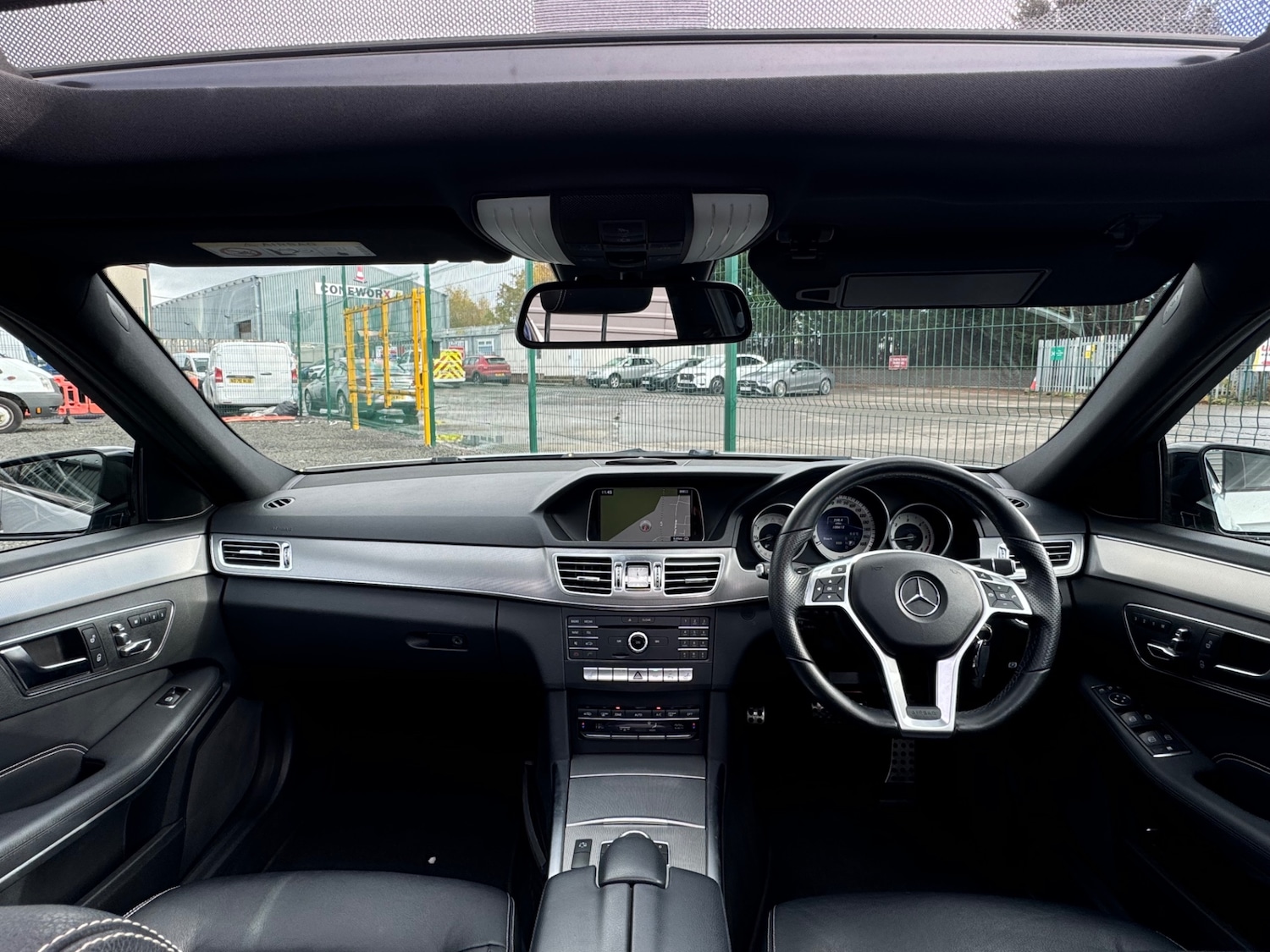 Used Mercedes-Benz E Class 2016 for sale - 76402872: Photo 13