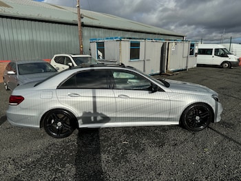 Used Mercedes-Benz E Class 2016 for sale - 76402872: Photo