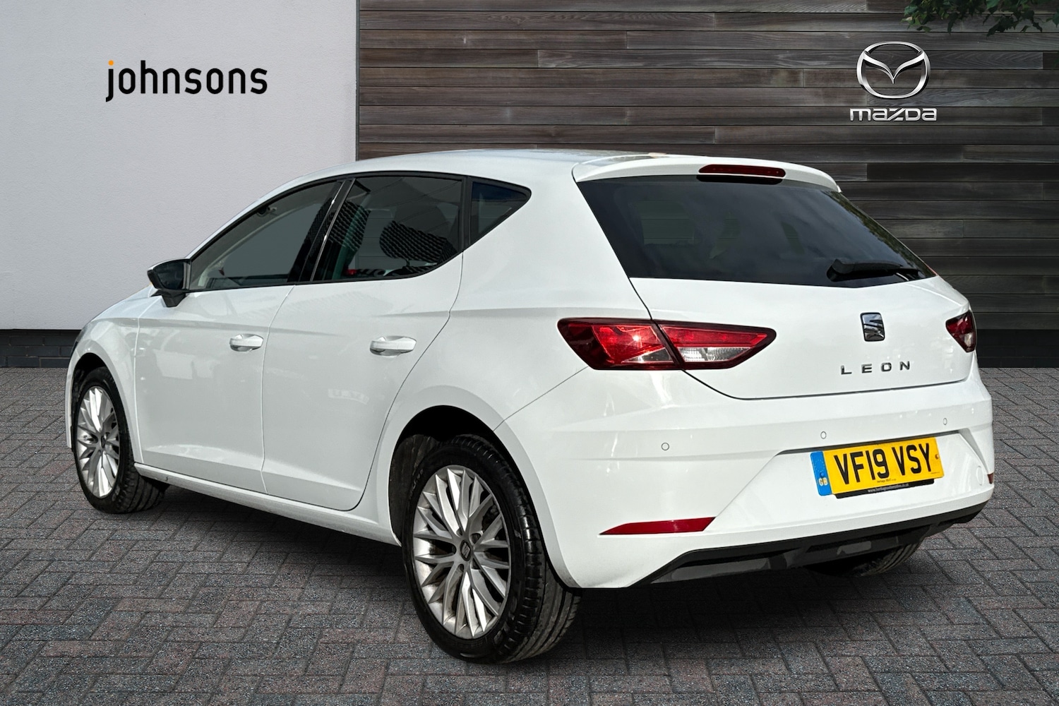 Used SEAT Leon 2019 for sale - 77268971: Photo 2