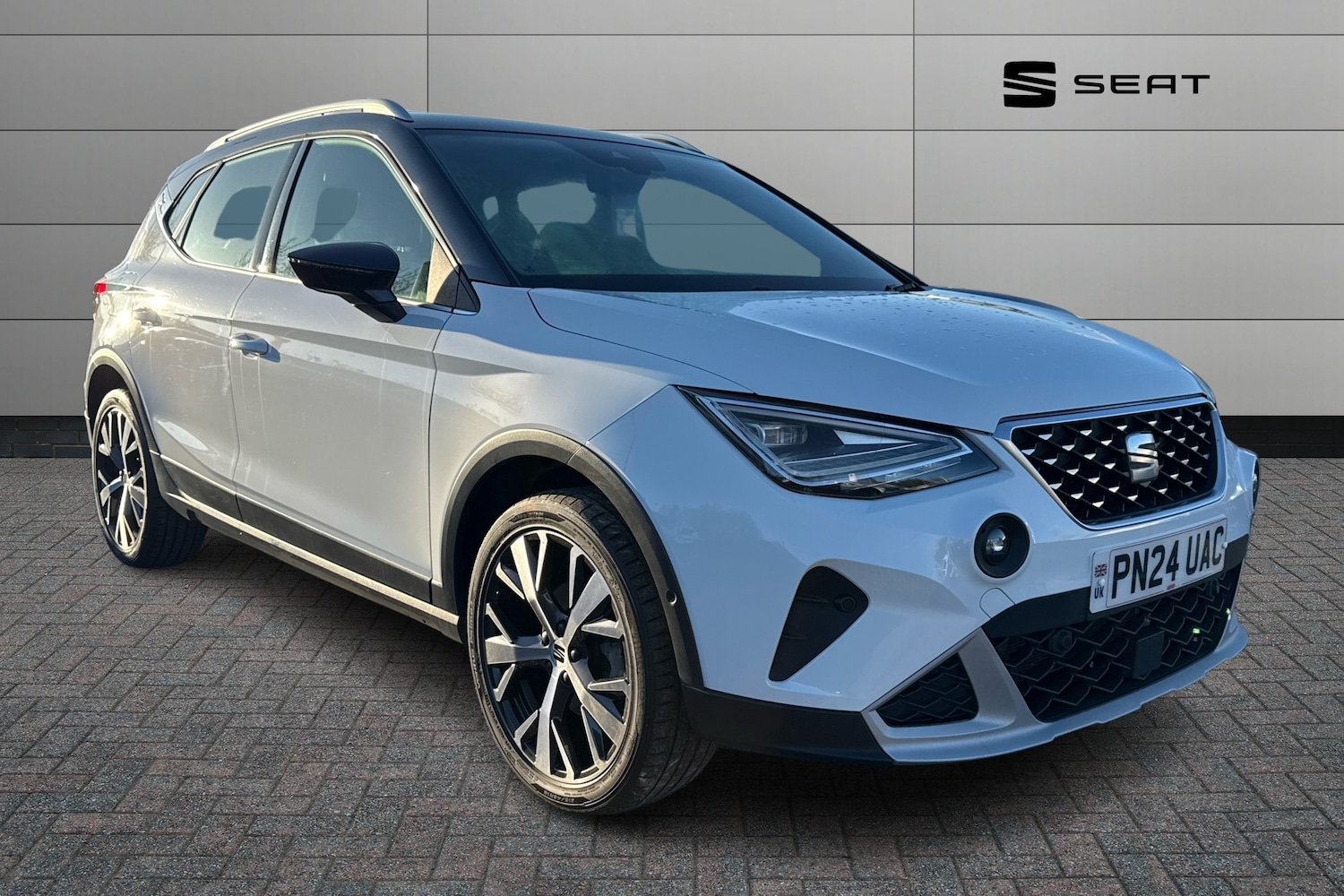 Used SEAT Arona 2024 for sale - 76677782: Photo 1