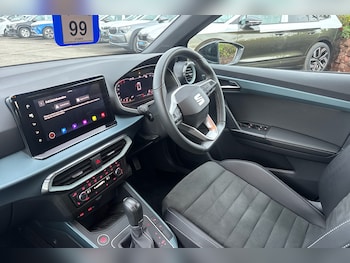 Used SEAT Arona 2024 for sale - 76677504: Photo