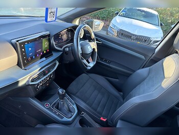 Used SEAT Arona 2024 for sale - 77256227: Photo