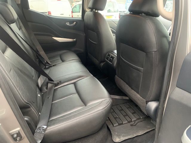 Used Nissan Navara 2020 for sale - 76405780: Photo 11