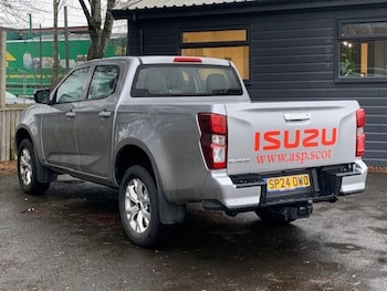 Used Isuzu D-Max 2024 for sale - 77179857: Photo