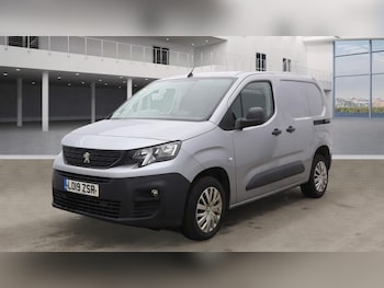 Used Peugeot Partner 2019 for sale - 76949514: Photo