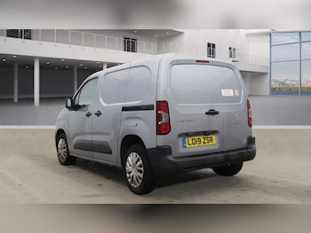 Used Peugeot Partner 2019 for sale - 76949514: Photo