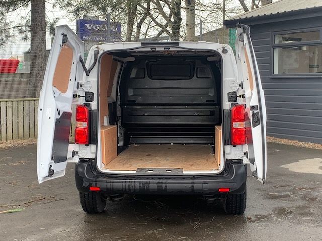 Used Vauxhall Vivaro 2023 for sale - 77850506: Photo 7