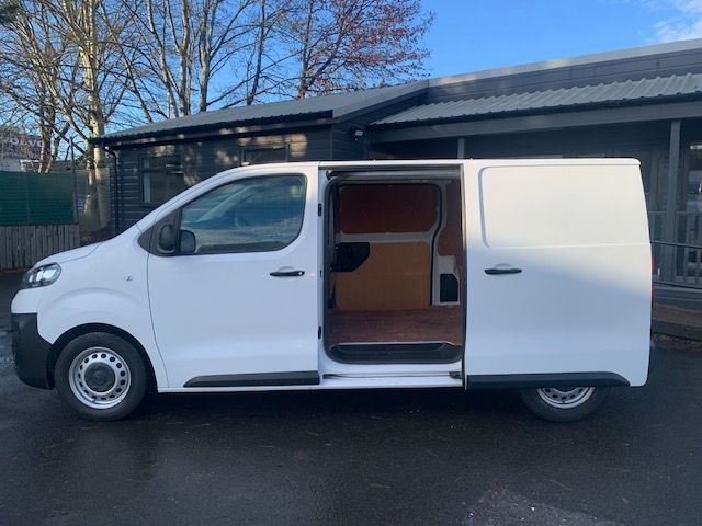 Used Vauxhall Vivaro 2020 for sale - 77128732: Photo 11