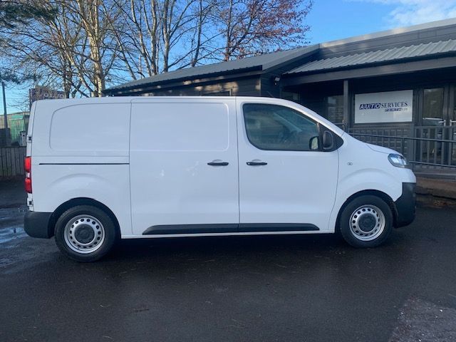 Used Vauxhall Vivaro 2020 for sale - 77128732: Photo 8