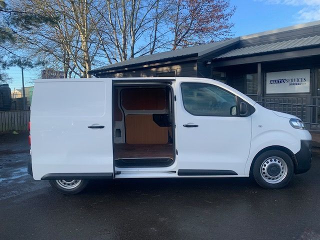 Used Vauxhall Vivaro 2020 for sale - 77128732: Photo 9