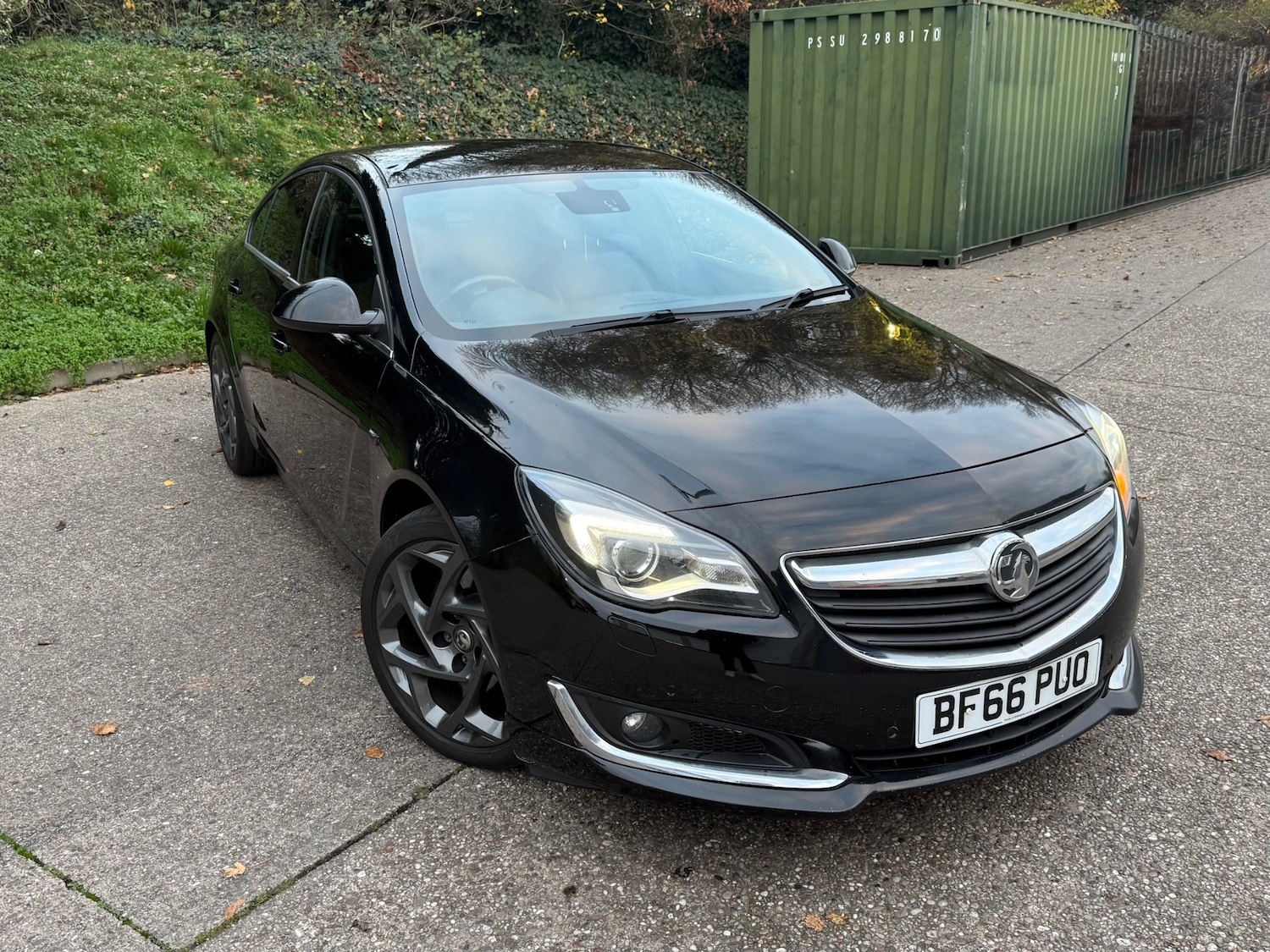 Used Vauxhall Insignia 2016 for sale - 76595806: Photo 2