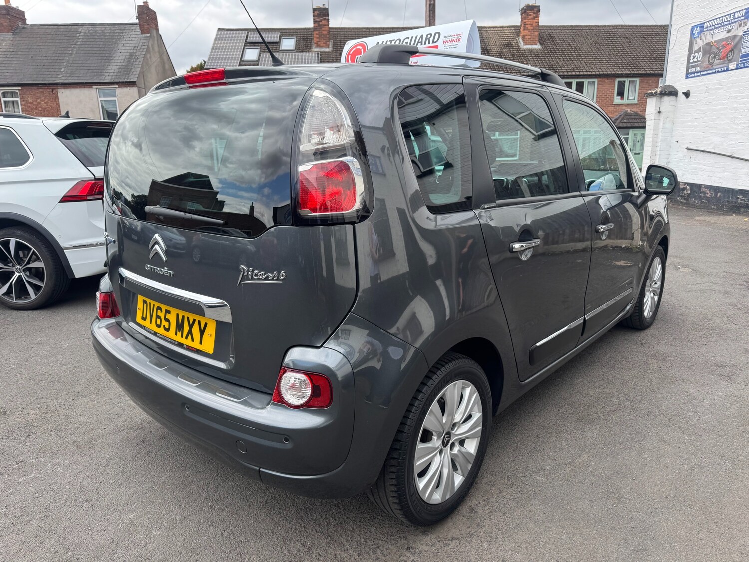 Vehicle 6