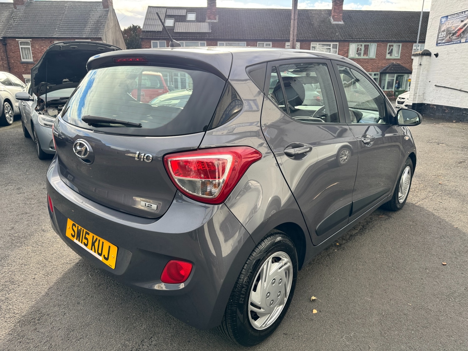 Used Hyundai i10 2015 for sale - 76736802: Photo 6