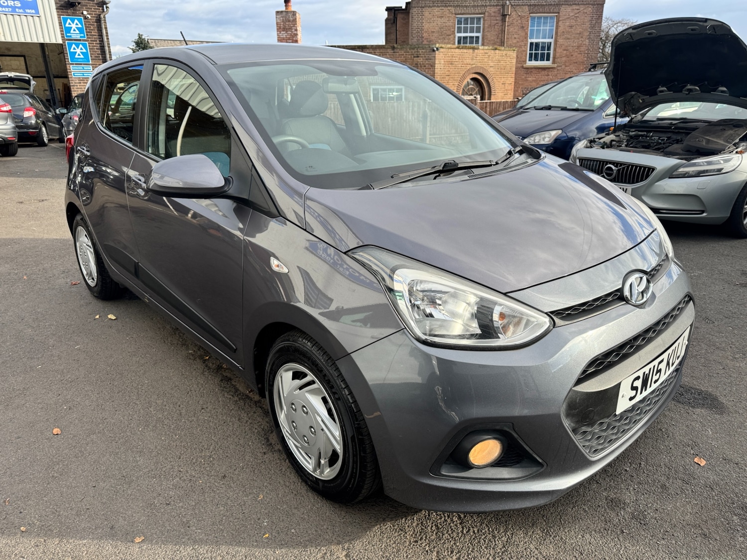 Used Hyundai i10 2015 for sale - 76736802: Photo 7