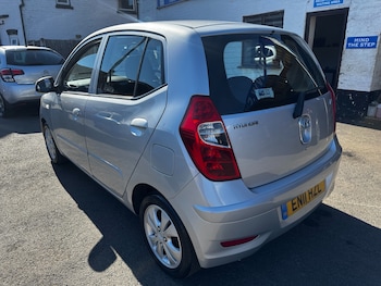 Used Hyundai i10 2011 for sale - 78389410: Photo