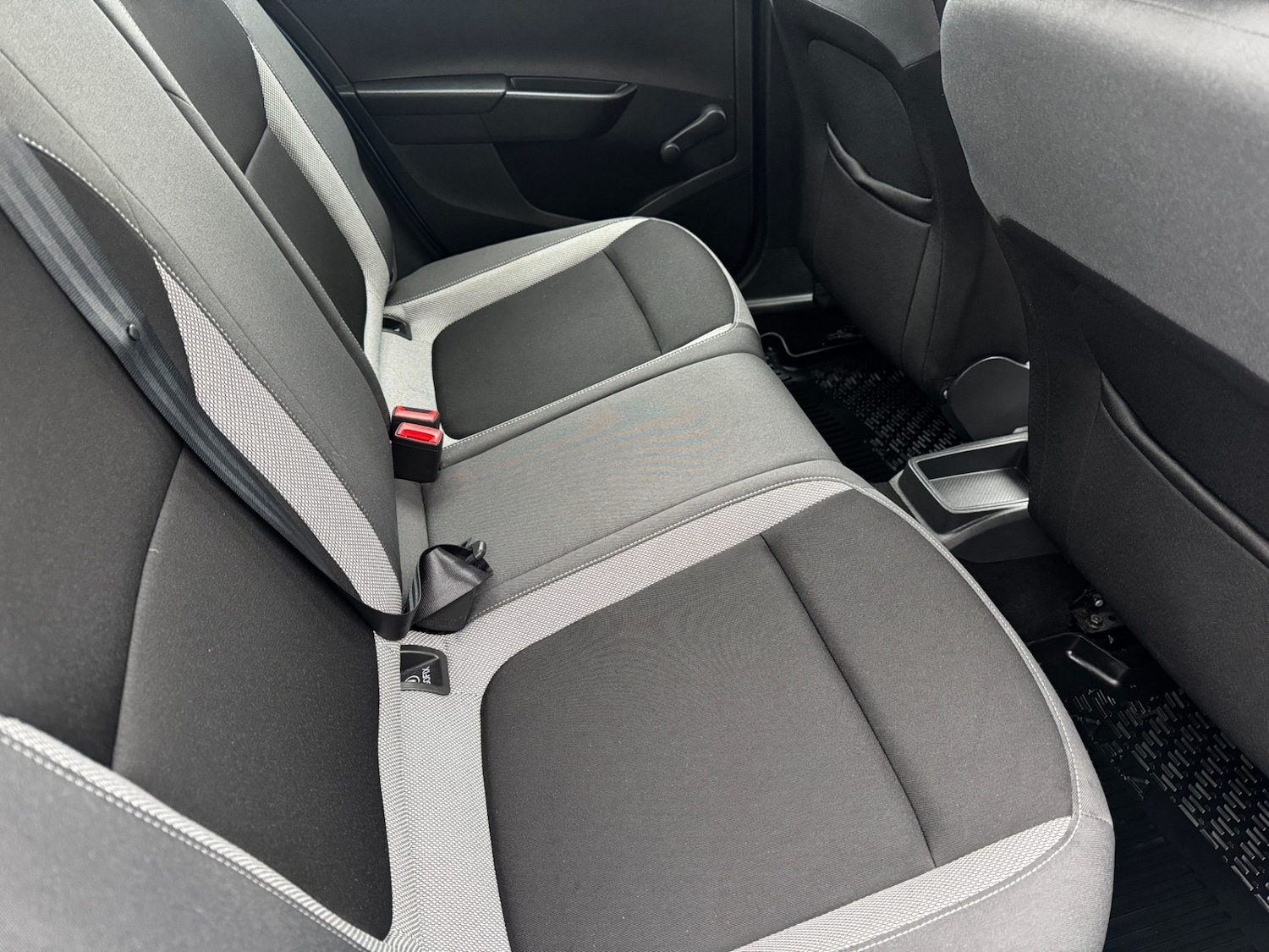 Used Skoda Fabia 2015 for sale - 77846625: Photo 13