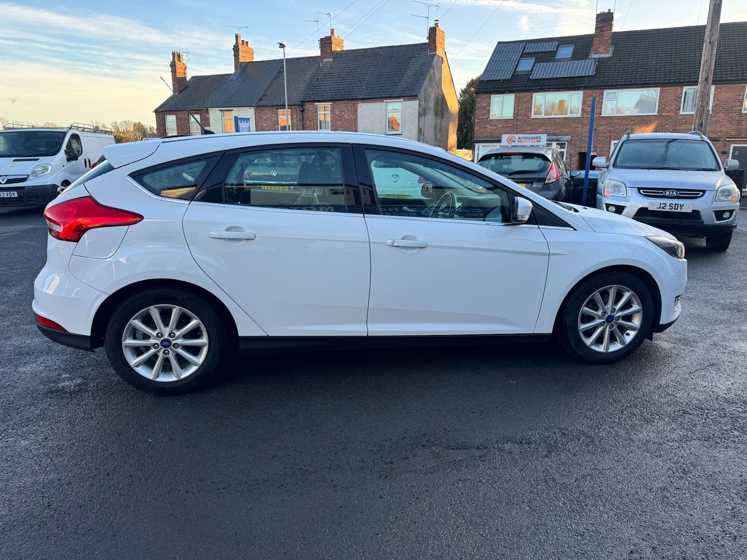Used Ford Focus 2016 for sale - 77846706: Photo 4