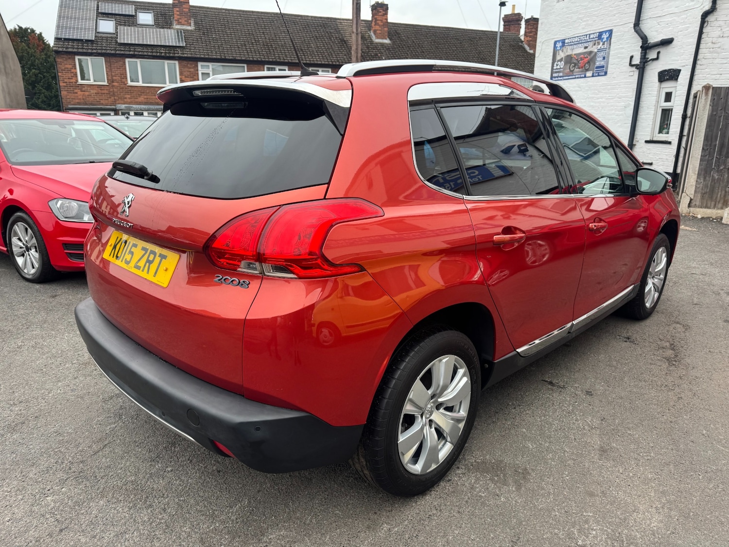Used Peugeot 2008 2015 for sale - 76737907: Photo 5