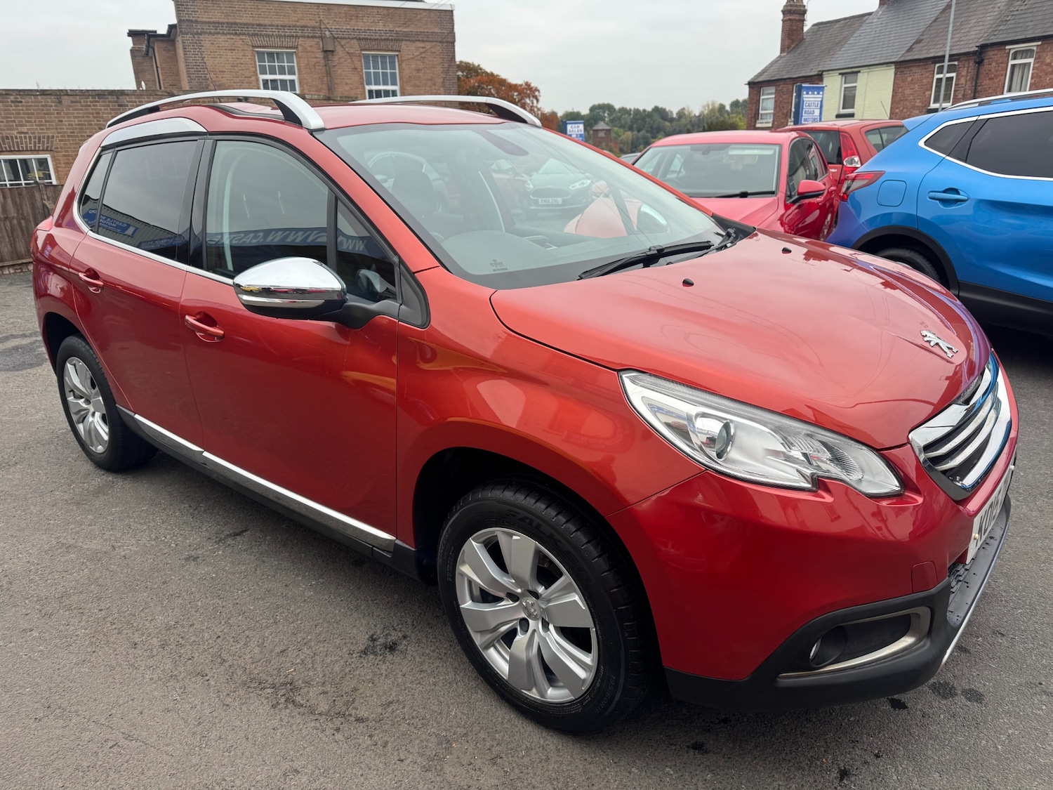 Used Peugeot 2008 2015 for sale - 76737907: Photo 6