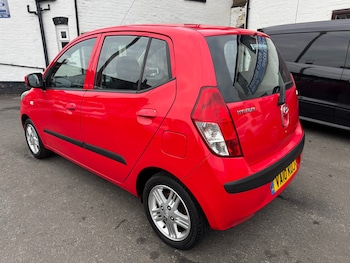 Used Hyundai i10 2010 for sale - 76492473: Photo