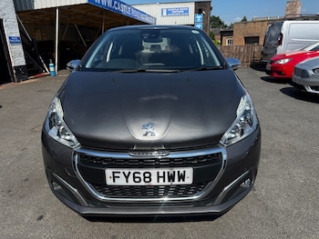 Used Peugeot 208 2018 for sale - 79340487: Photo