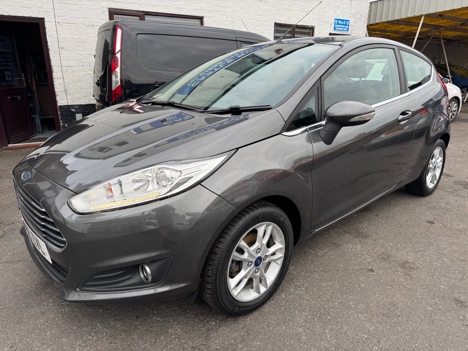 Used Ford Fiesta 2015 for sale - 76330060: Photo 1