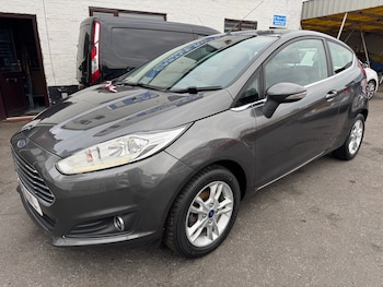 2015 (15) - 1.0 EcoBoost Zetec 3dr
