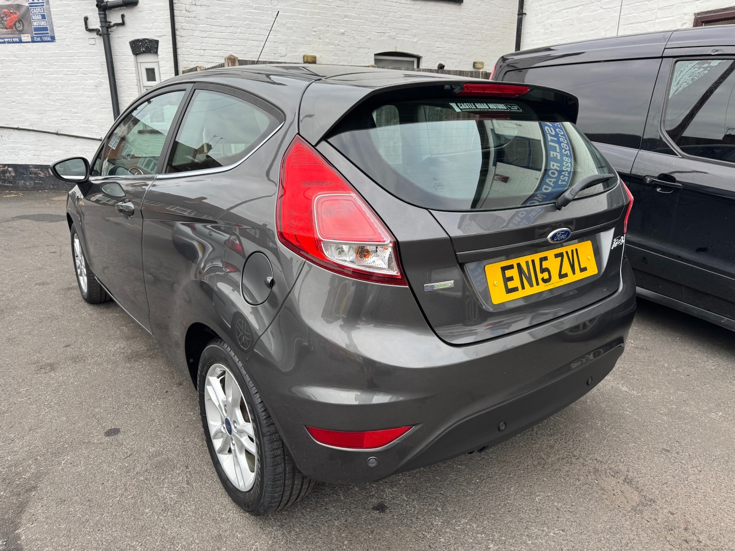 Used Ford Fiesta 2015 for sale - 76330060: Photo 4