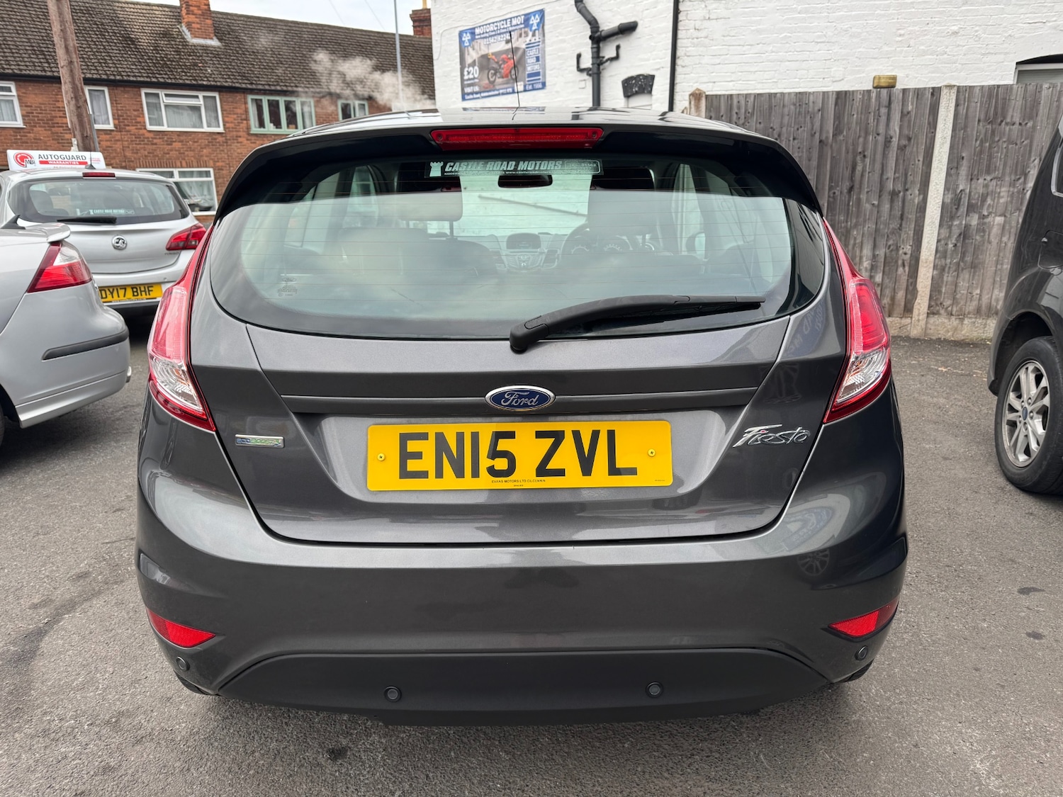 Used Ford Fiesta 2015 for sale - 76330060: Photo 5