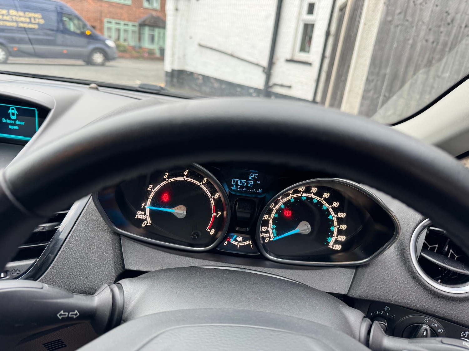 Used Ford Fiesta 2015 for sale - 76330060: Photo 9