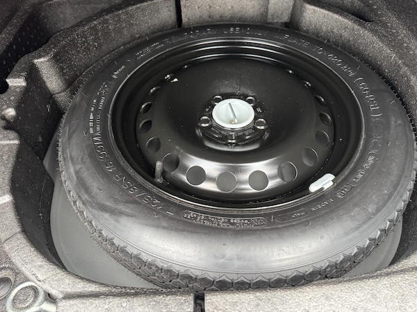 Used Volvo S40 2012 for sale - 76264345: Photo 12