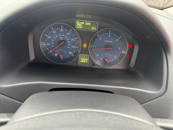 Used Volvo S40 2012 for sale - 76264345: Photo 8